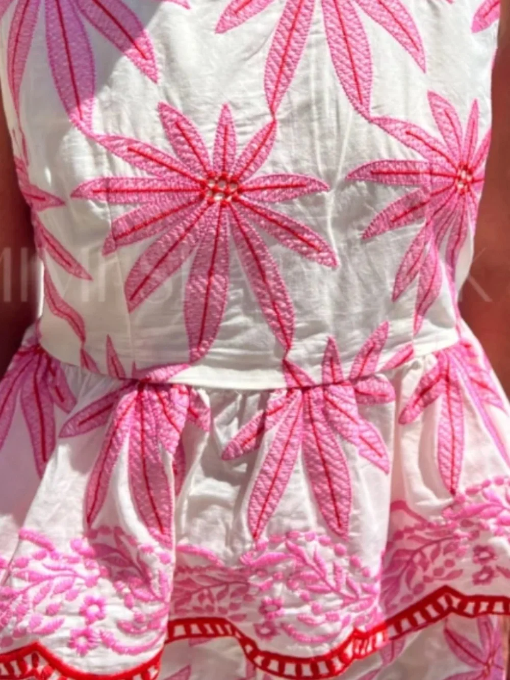 Entro Scalloped Palm Beach Set